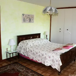 https://horizon-aubrac-laguiole.midi-pyreneeshotels.com